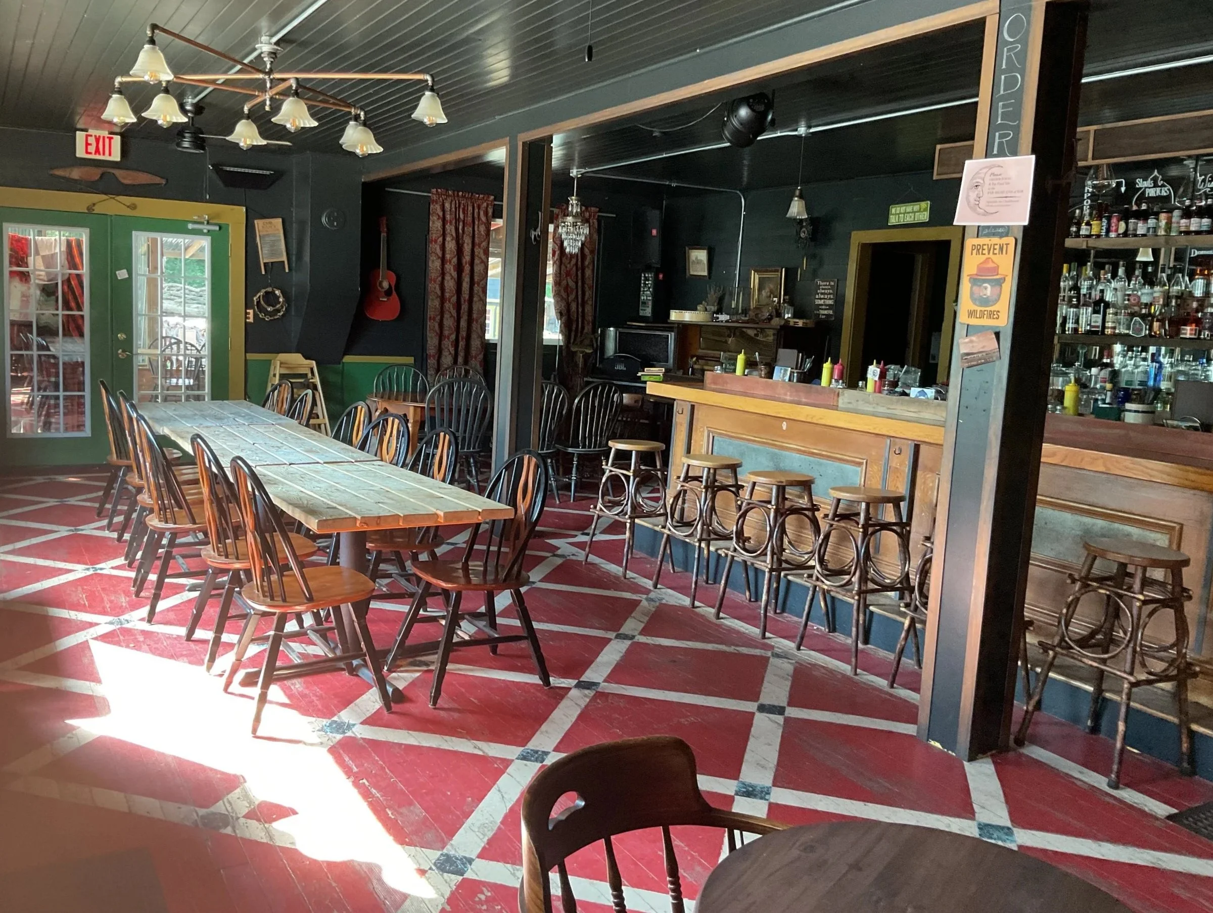 Humble Moon Folkstead and Saloon in Stockholm, WI (3)