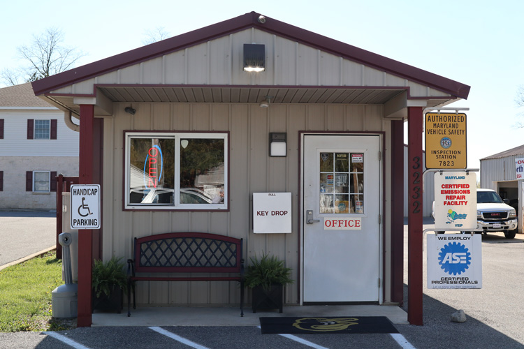 Owens 30 North Auto Repair in Manchester, MD (6)