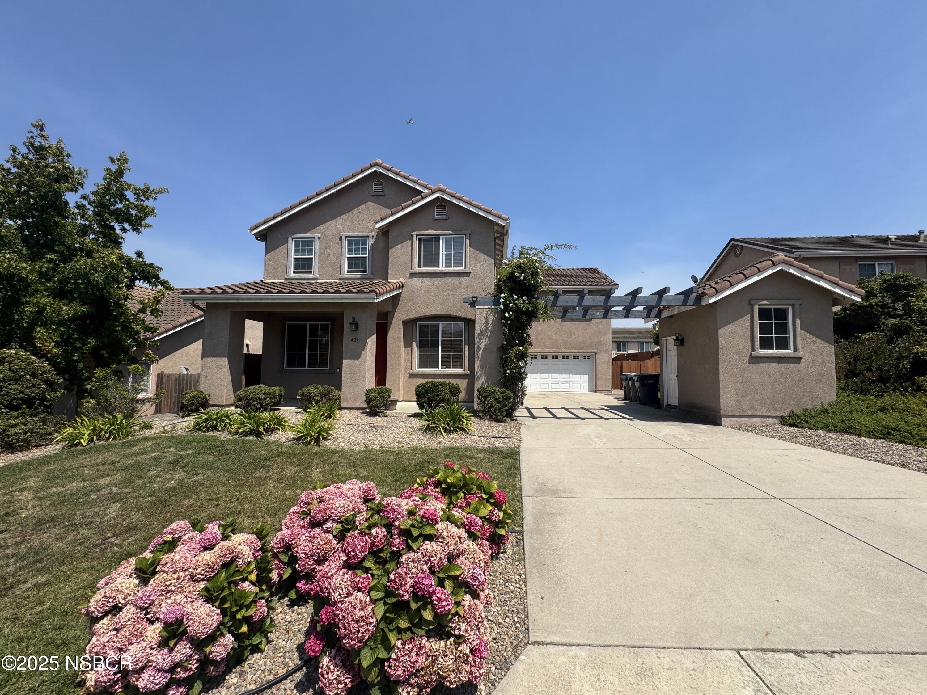 Elisabeth Braithwaite - Real Estate Broker Associate in Los Alamos, CA