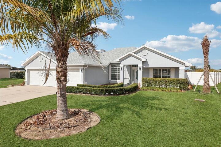 Bethany Burge-Bosbous / Coldwell Banker Lifestyle in Leesburg, FL (4)
