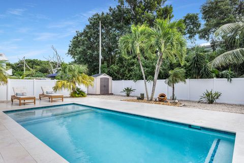 Lindsey Davis, Realtor | Ocean Sotheby's International Realty in Islamorada, FL (5)