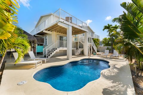 Lindsey Davis, Realtor | Ocean Sotheby's International Realty in Islamorada, FL (6)