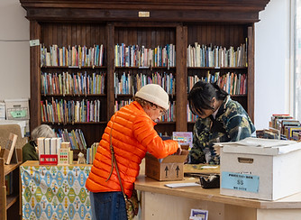 The Bookmark Bookstore in Oakland, CA (5)