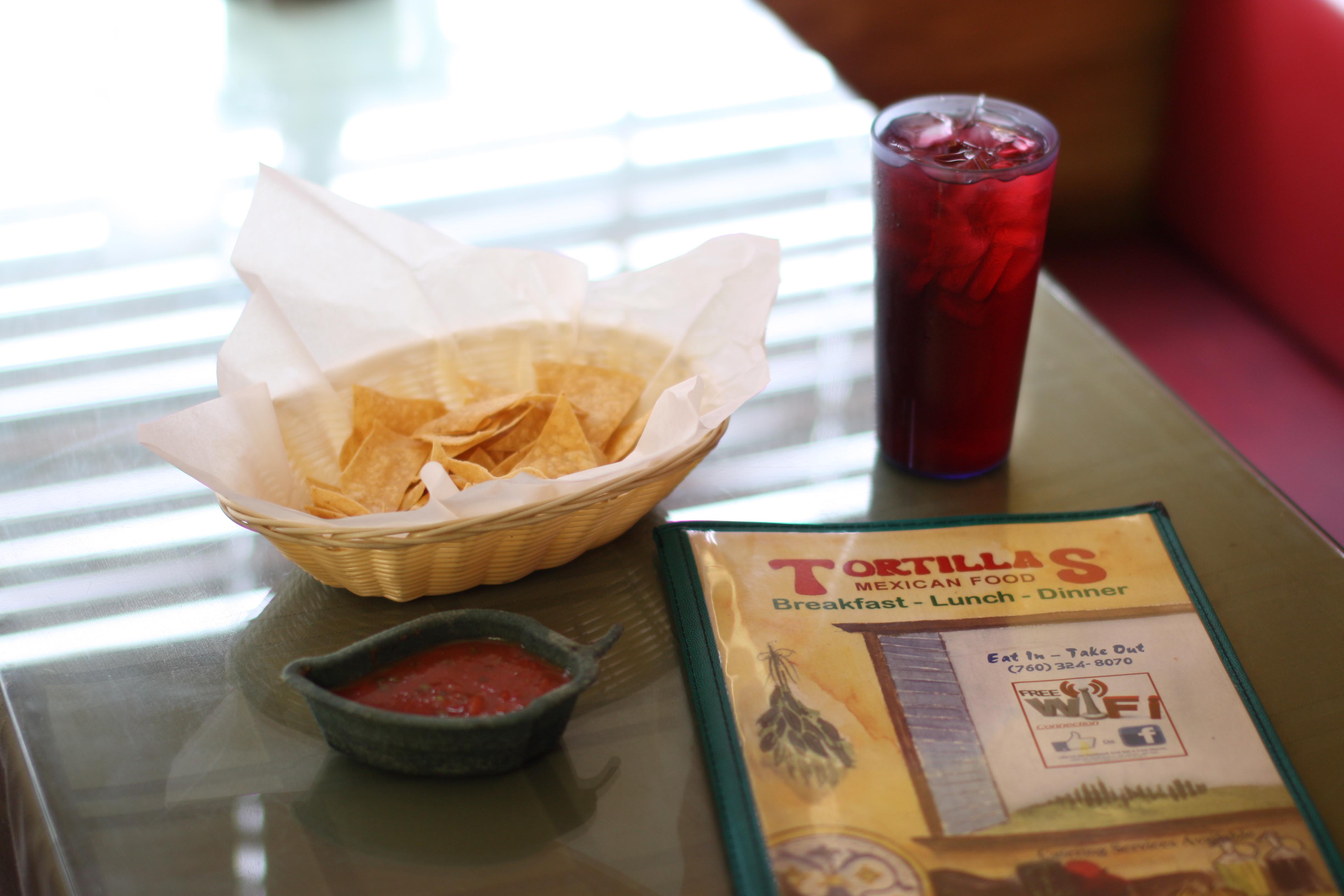 Tortilla’s Resturant Que Chula Es Puebla in Cathedral City, CA (3)