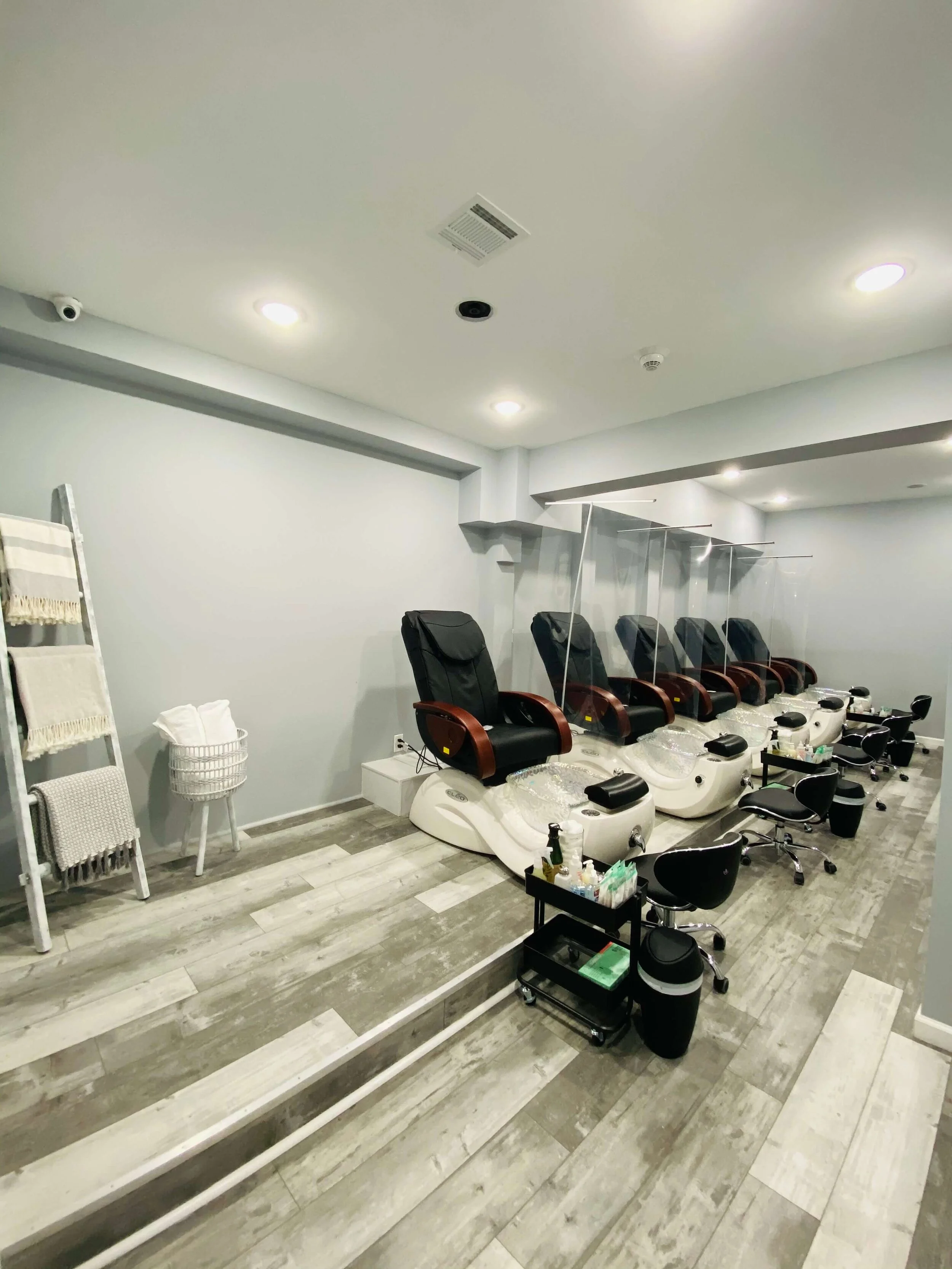 Lux beauty spa in Secaucus, NJ (3)