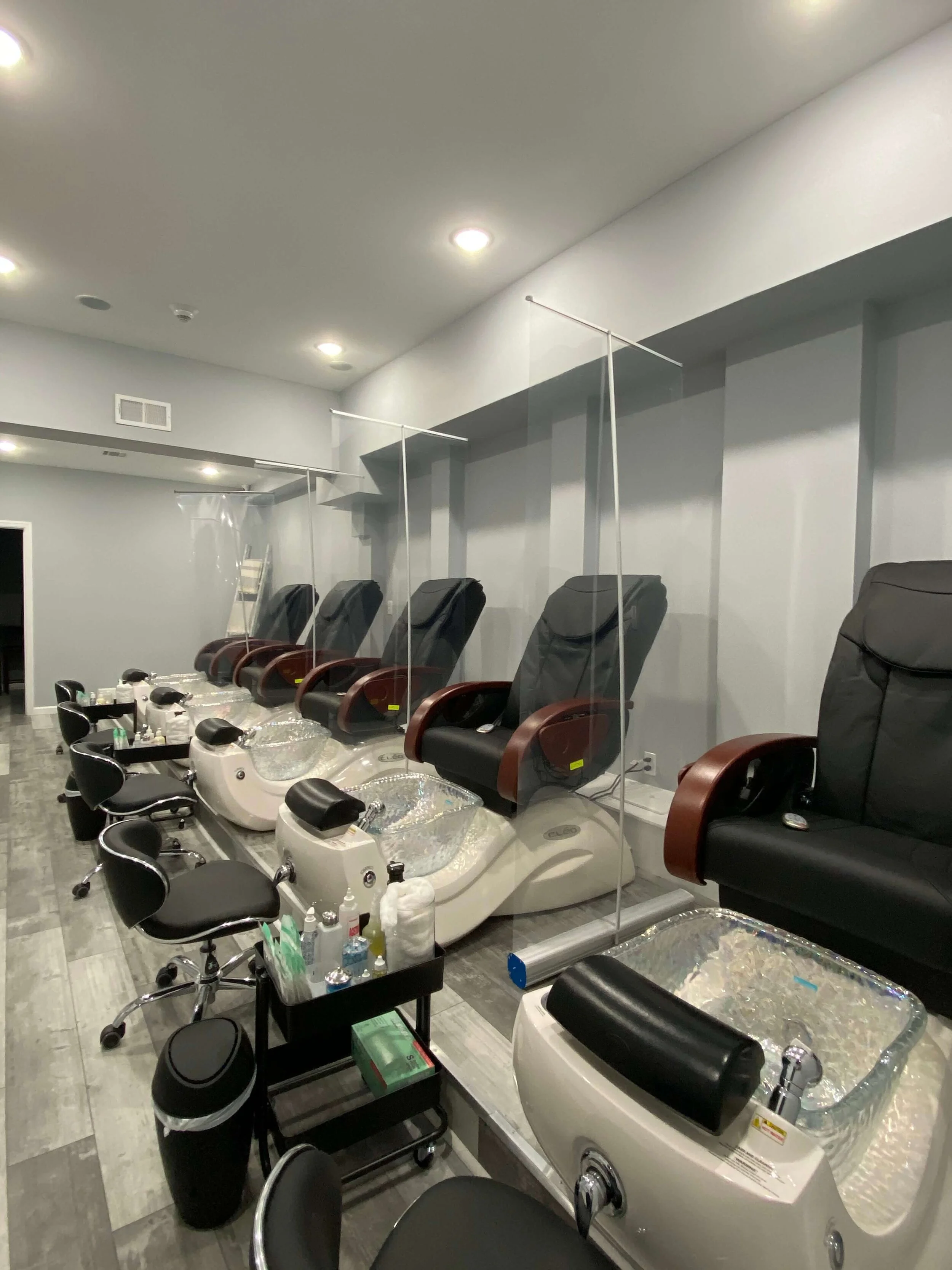 Lux beauty spa in Secaucus, NJ (4)