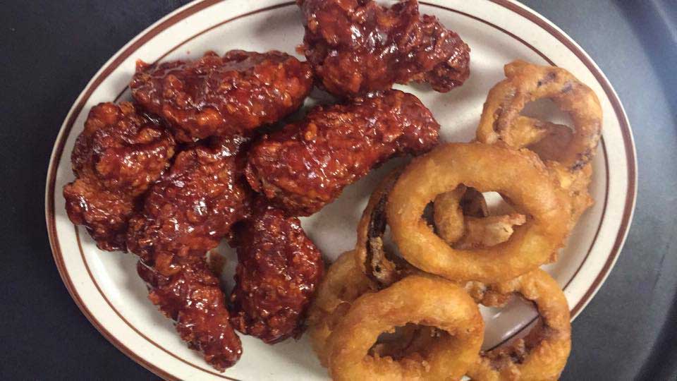 Luckie's Barn & Grill - Oregon, OH in Oregon, OH