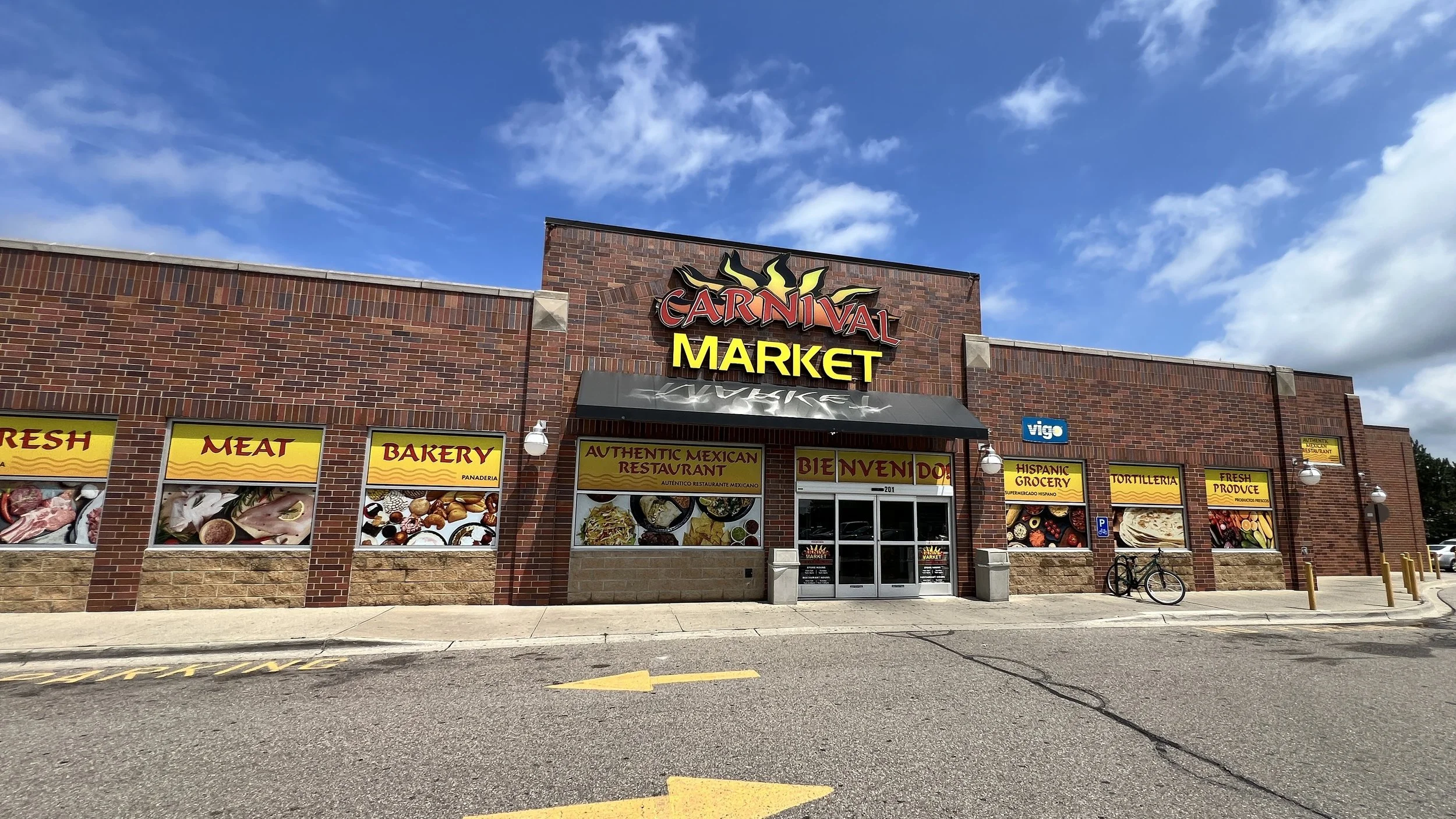 Carnival Market in Pontiac, MI (3)