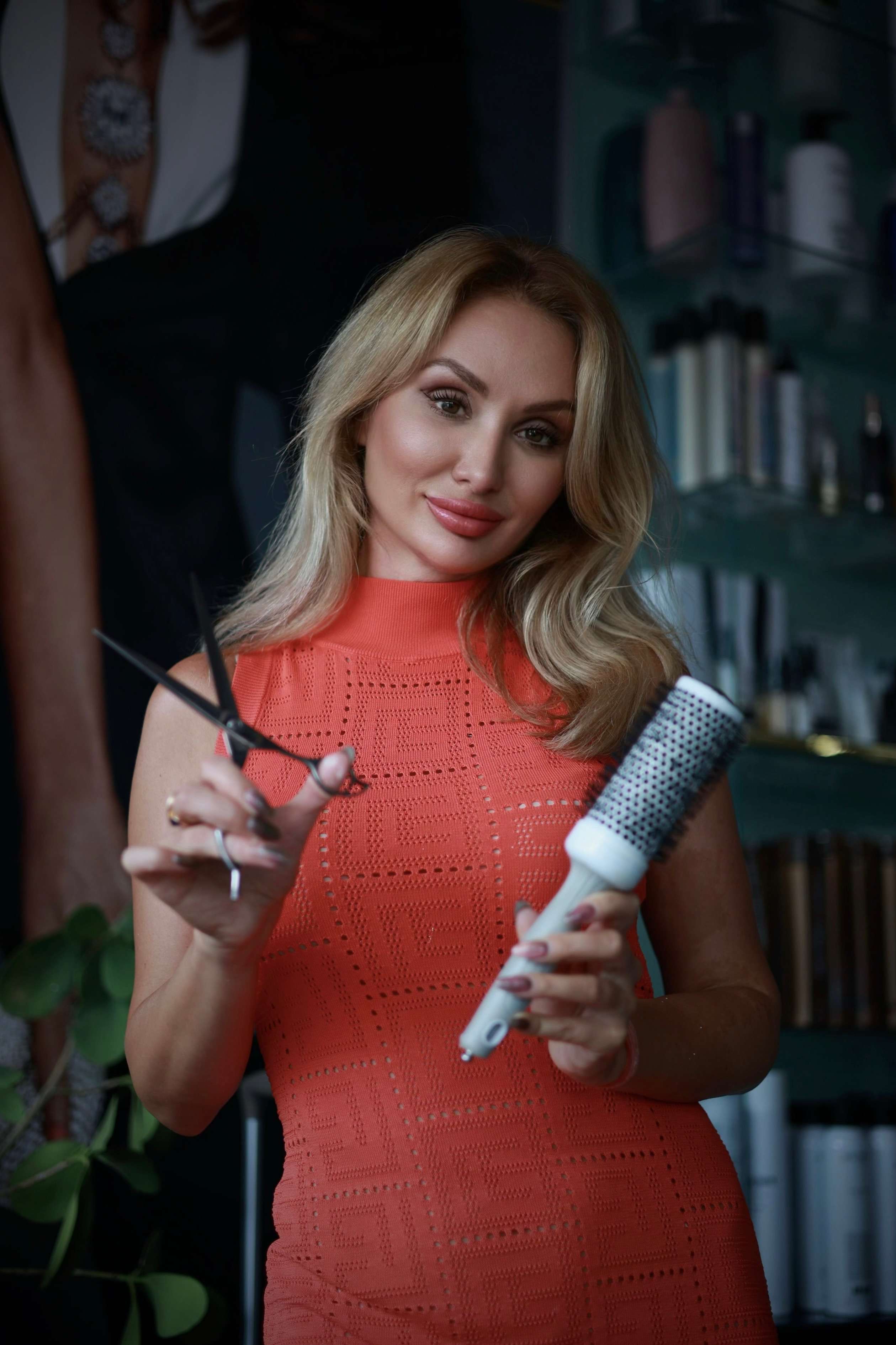 Hair Stylist Aleksandra in Surfside, FL (3)