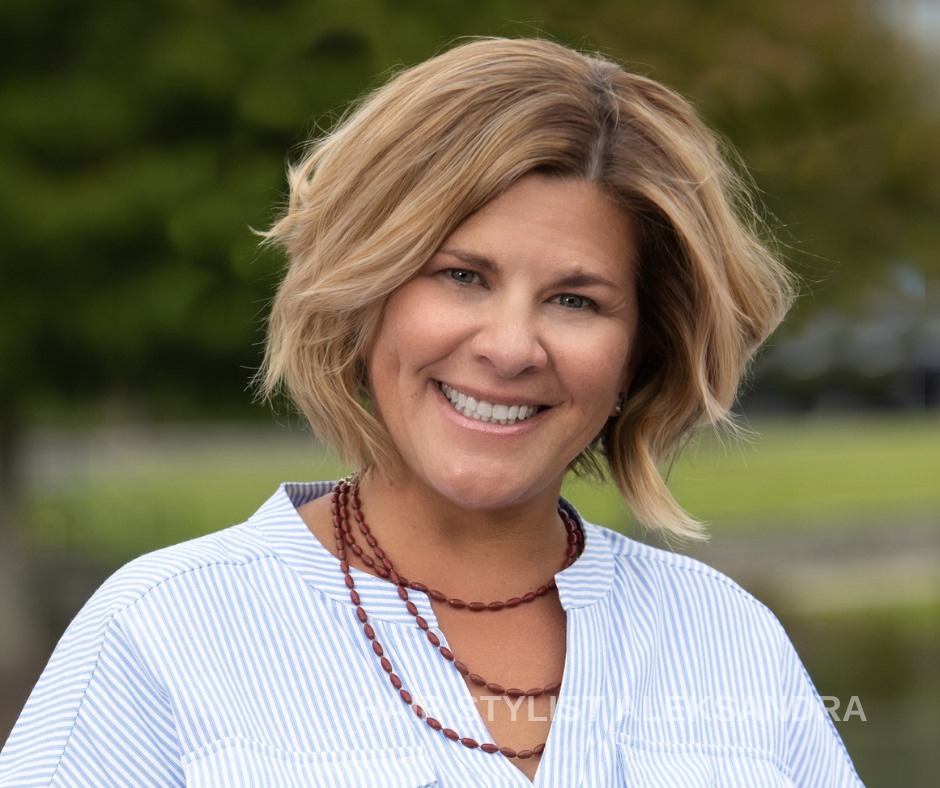 Hair Stylist Aleksandra in Surfside, FL (6)