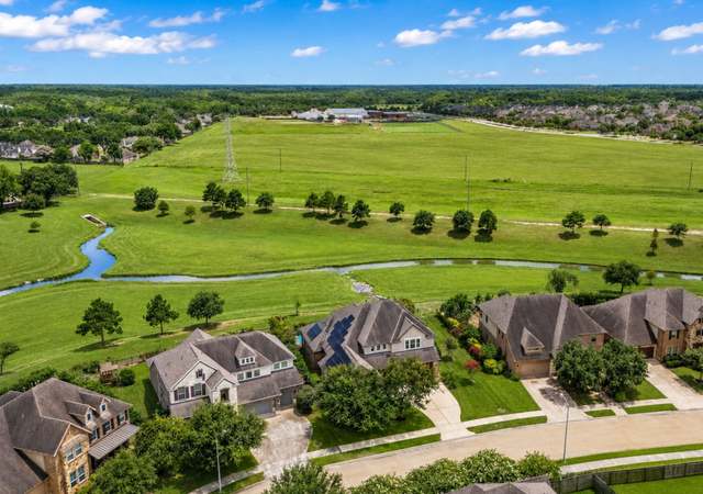 Redfin Real Estate Agent Faith Floyd in Alief, TX (4)