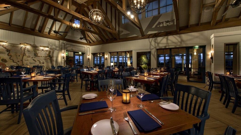 Wind & Waves Grill in Vero Beach, FL (3)