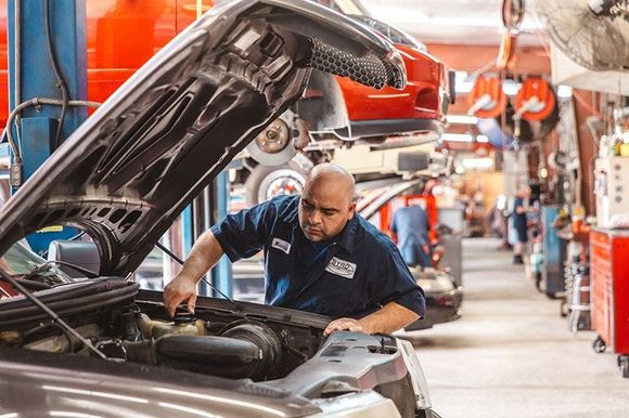 Byrd Automotive, Inc in The Woodlands, TX (2)