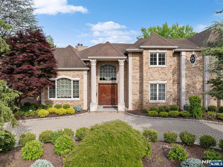 Howard Hanna Rand Realty Englewood Cliffs in Englewood Cliffs, NJ (4)