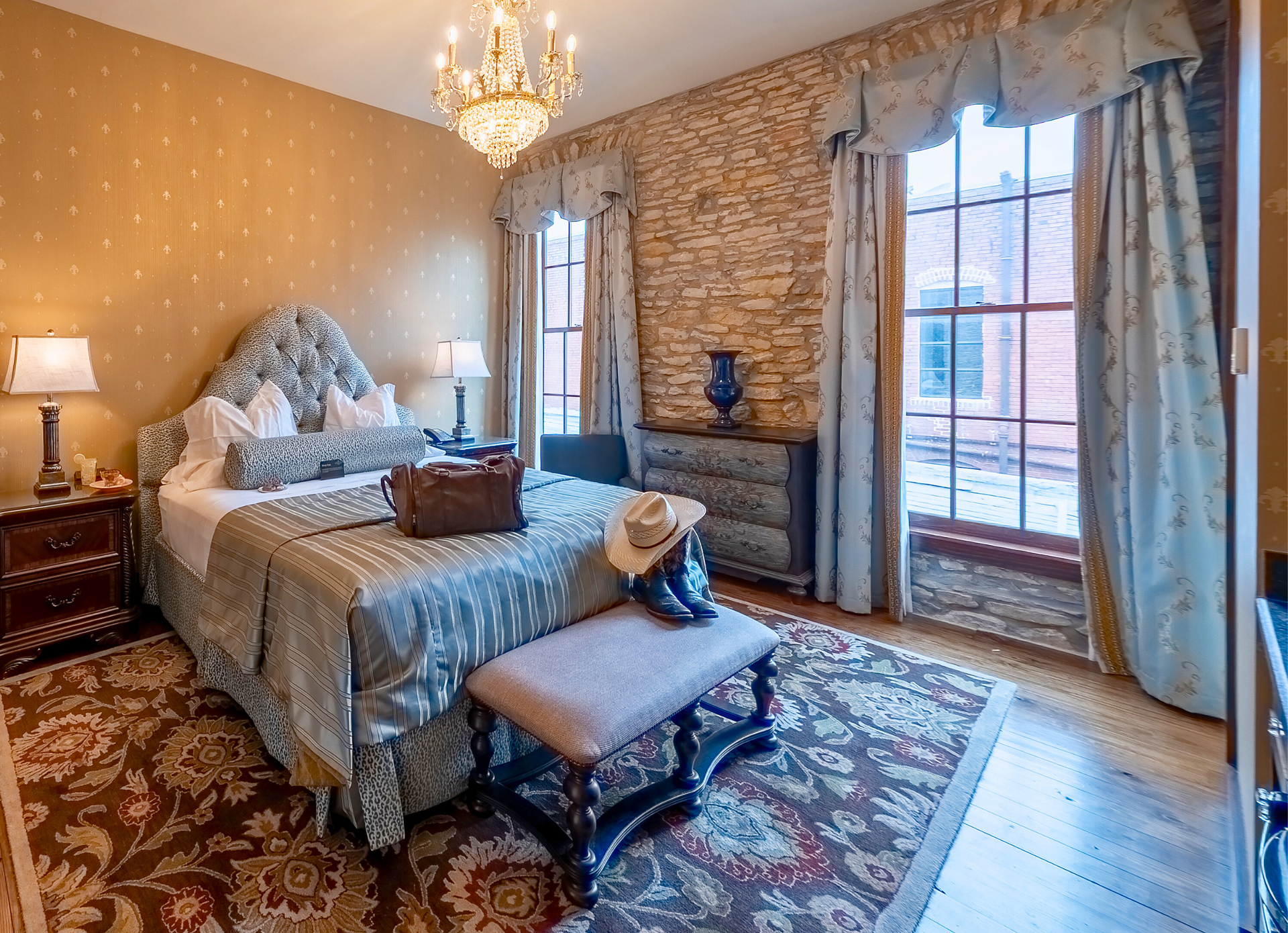 P.A. Smith Hotel in Navasota, TX (2)