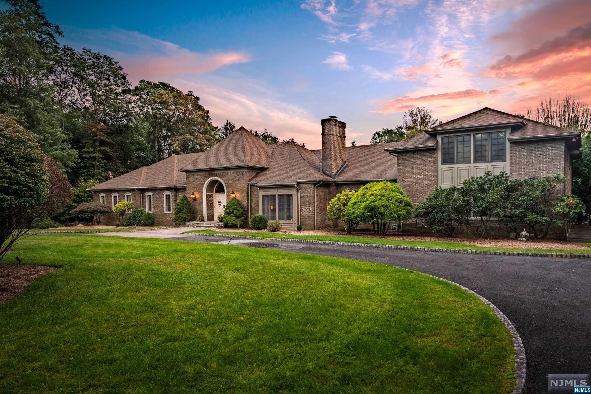 The Taylor Lucyk Group - Christie's International Real Estate Group NJ in Paramus, NJ (2)