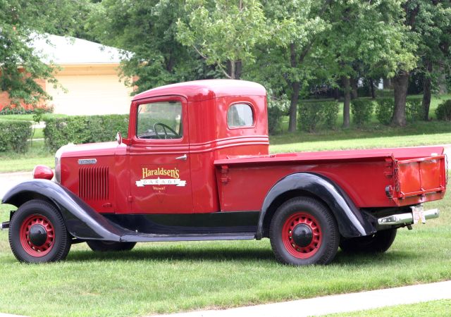 Haraldsen's Garage in Darien, IL (3)
