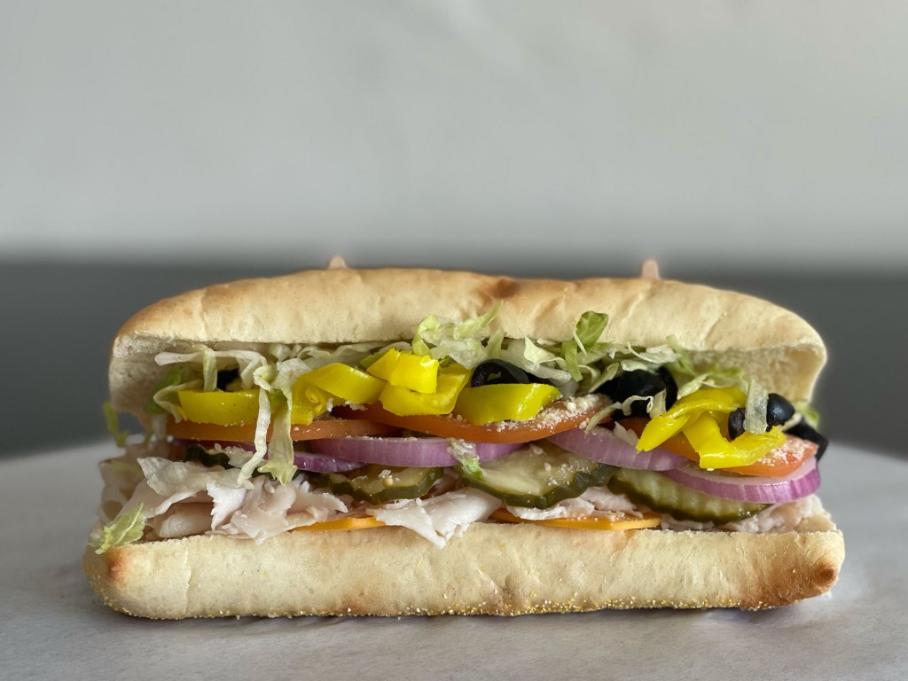 Artz's Deli in Taft, CA (4)
