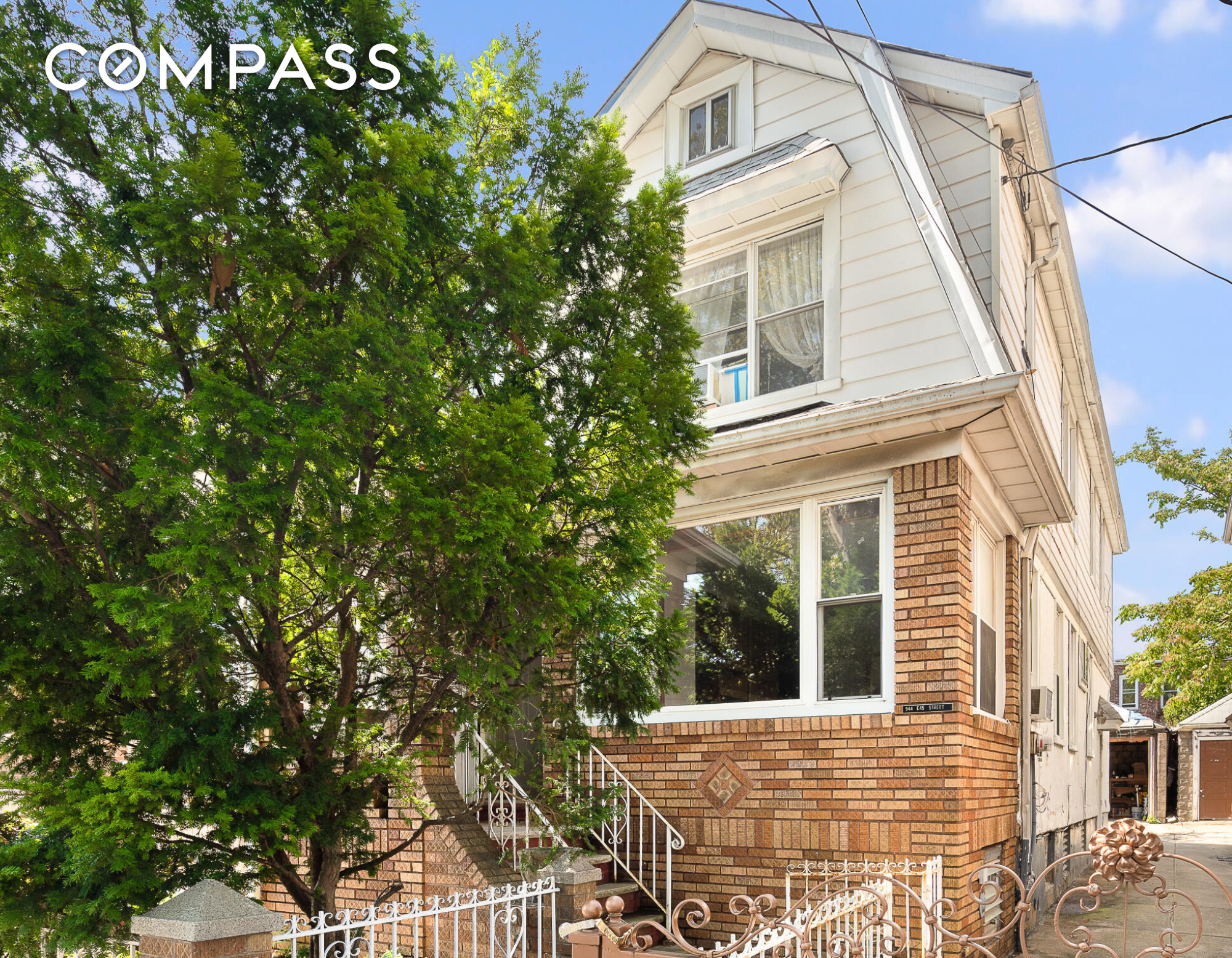 Compass: Ronit Abraham in Brooklyn, NY