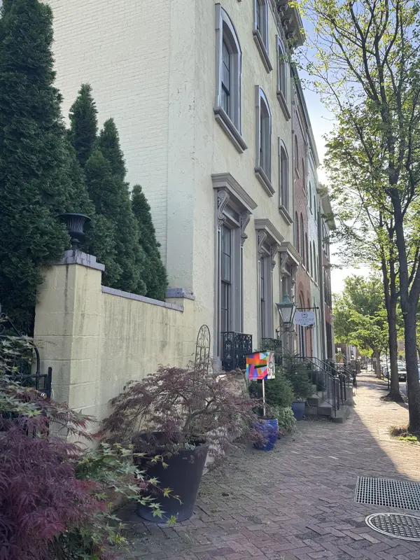 Team Allen with Blue Crab Real Estate, LLC in Gaithersburg, MD (2)