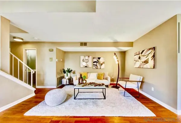 Sandy Rodriguez, San Diego Realtor® in La Mesa, CA (4)