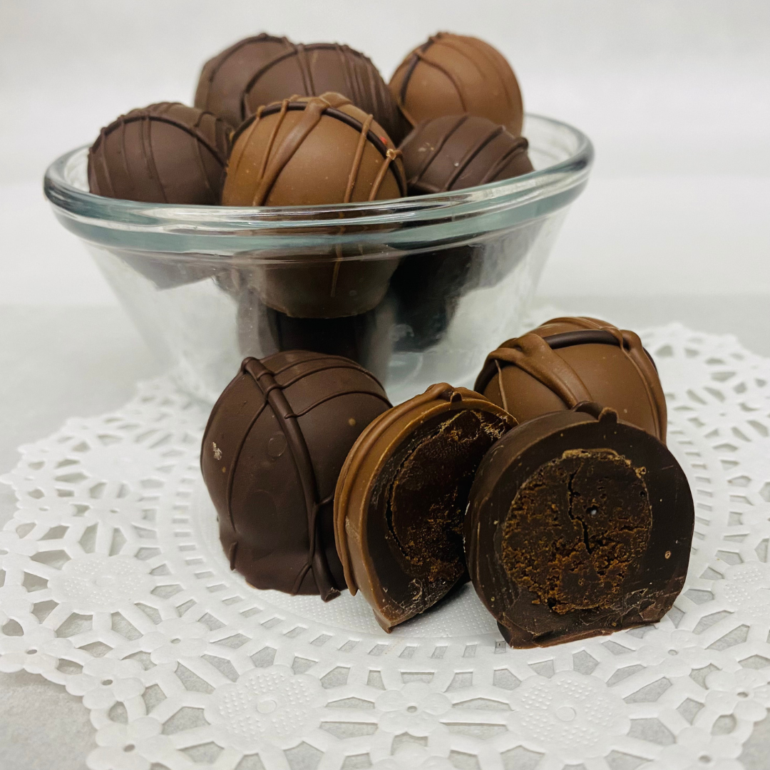 White House Chocolates Ltd in Middlefield, OH