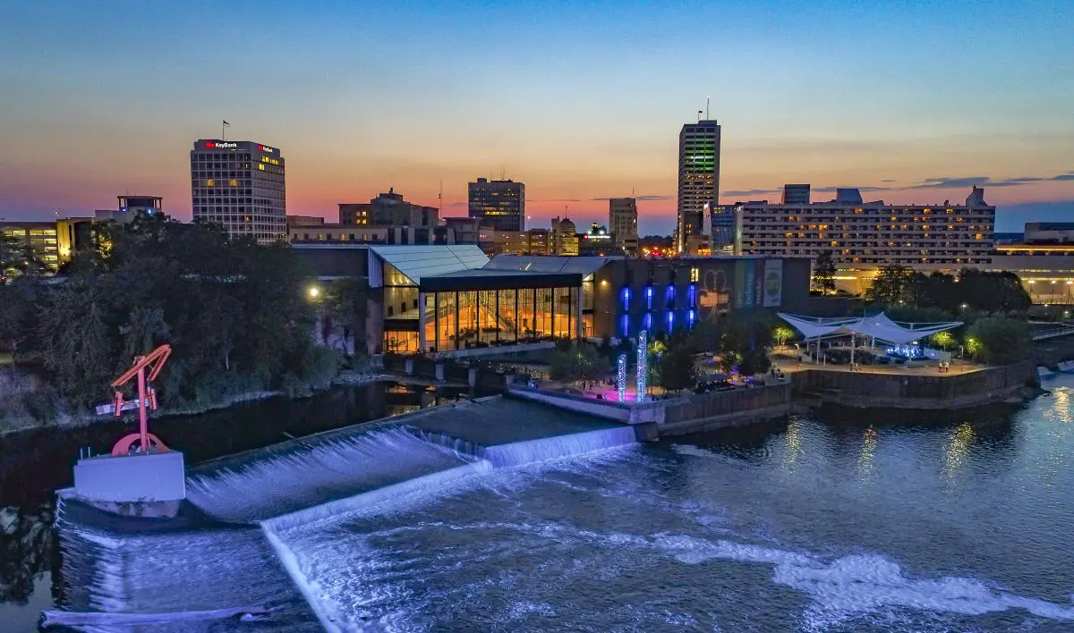 Kaylie Black - Realtor in Avon, IN (2)