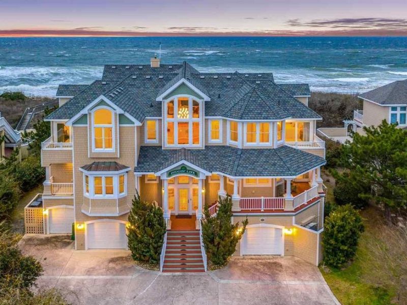 Zak and Beth Dobney Garcia Realtors - OBXListings in Kitty Hawk, NC