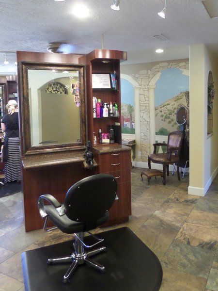 Le Chateau De Soul in Apple Valley, CA (4)