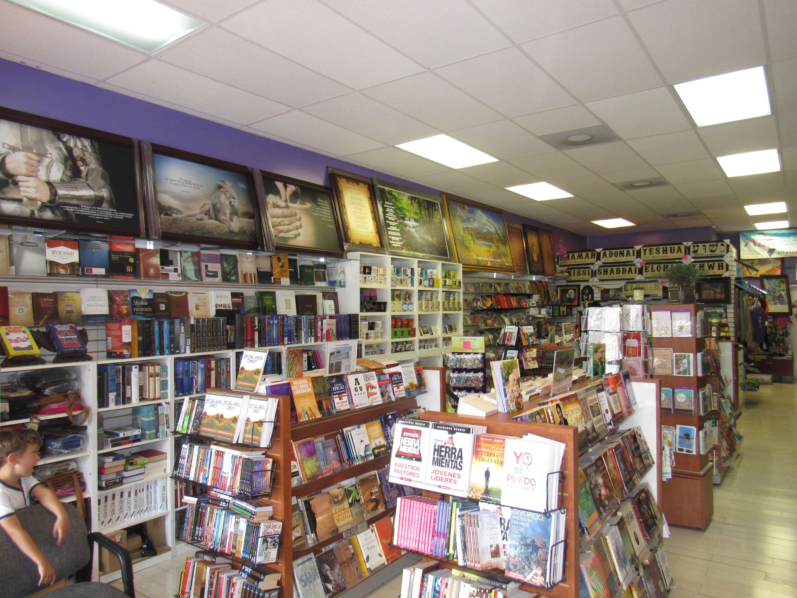 Libreria Cristiana Nissi in Miami, FL