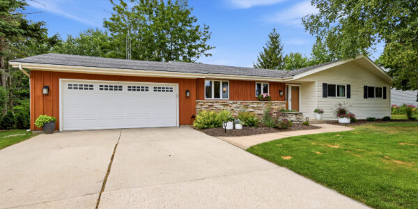 Pleasant View Realty in Plymouth, WI (6)