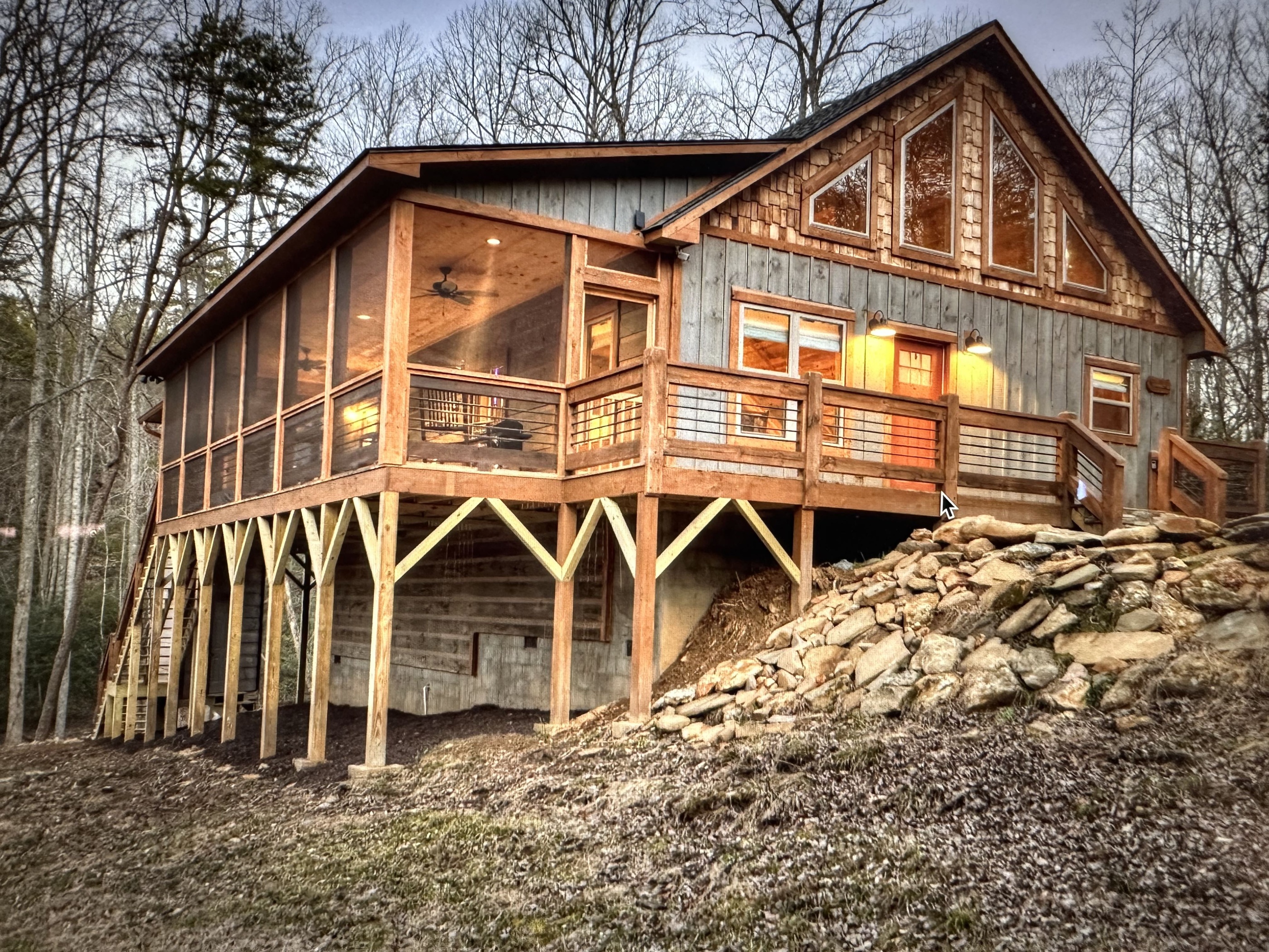Jenny & Dennis Marcott Team with RE/MAX Town and Country in Blairsville, GA in Blairsville, GA