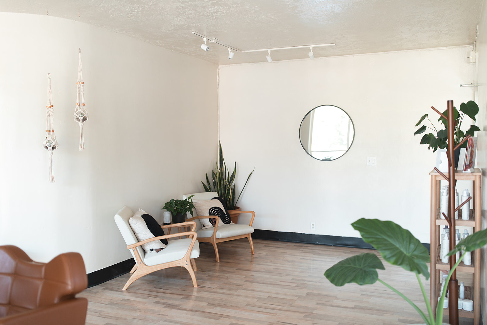 Mahogany & Rose Hair Studio in Sacramento, CA