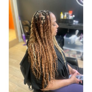 Plug Locs LLC in Buford, GA