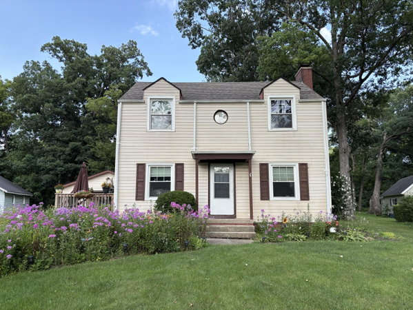 LaVonne Hoskins, Blessed Realty in Gary, IN