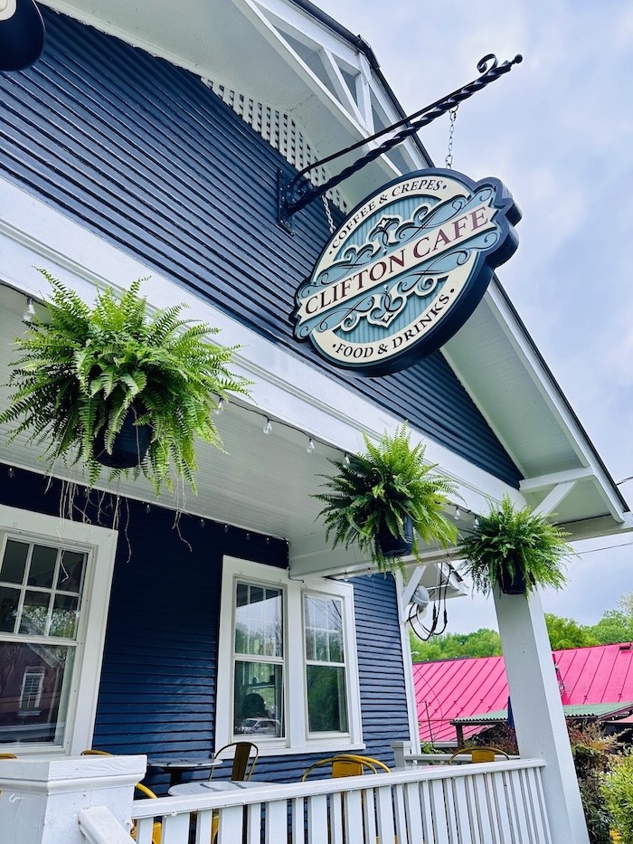 Clifton Cafe in Clifton, VA (3)