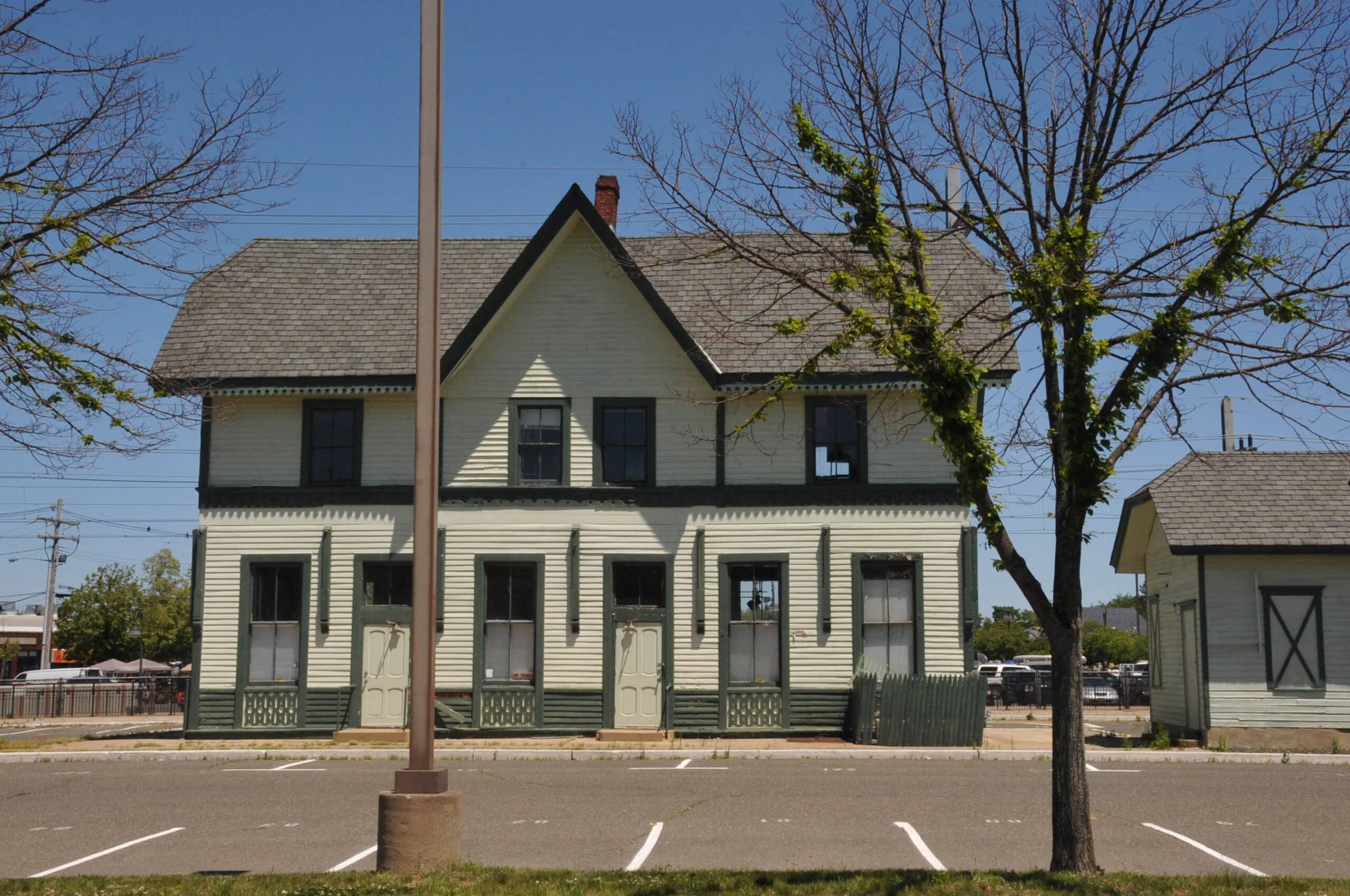Driftwood Real Estate Group in Keyport, NJ (2)
