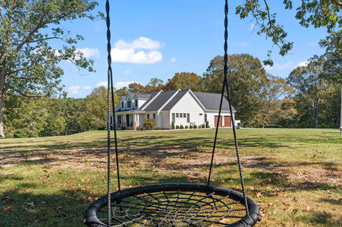 The Chelsea Newcomb Group in Mineral, VA (2)
