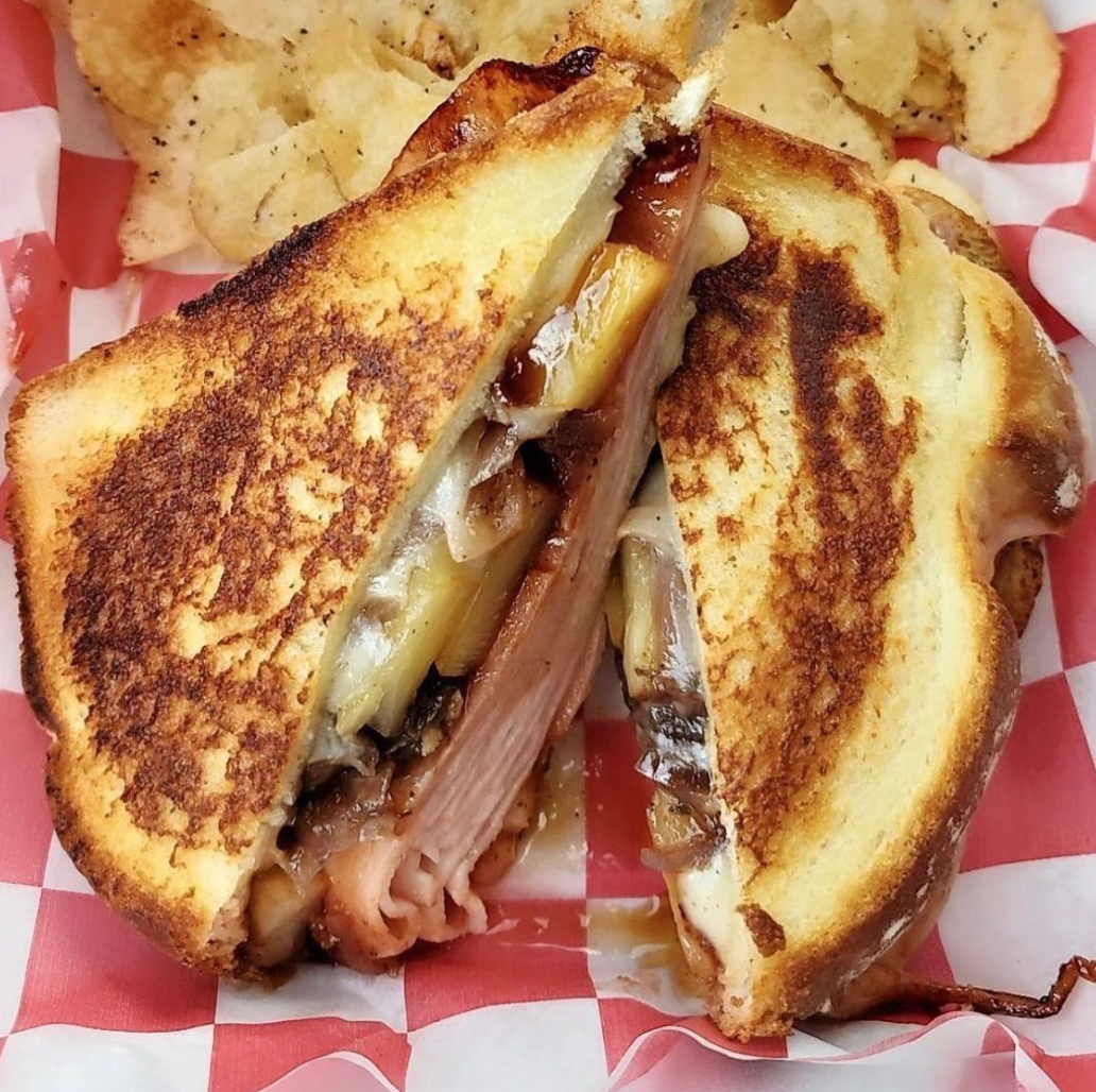 McGinnis' Grill Food Truck in Brice, OH (2)