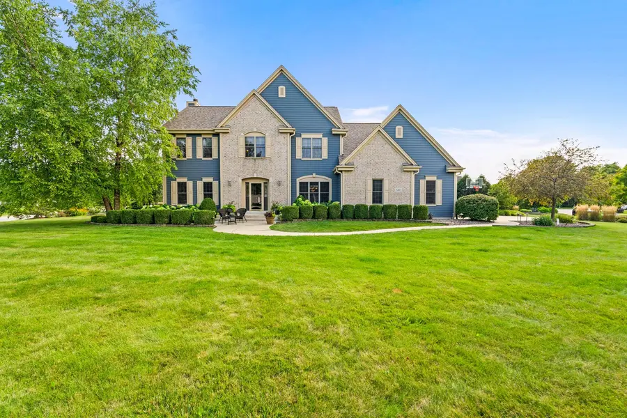 Kaitlyn Shepherd - Milwaukee Realtor in New Berlin, WI (2)