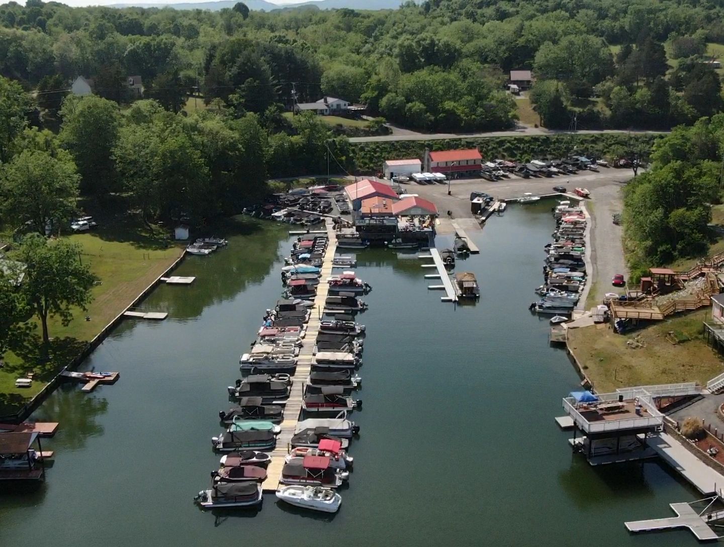Mountain 2 Island at the Rock House Marina in Pulaski, VA