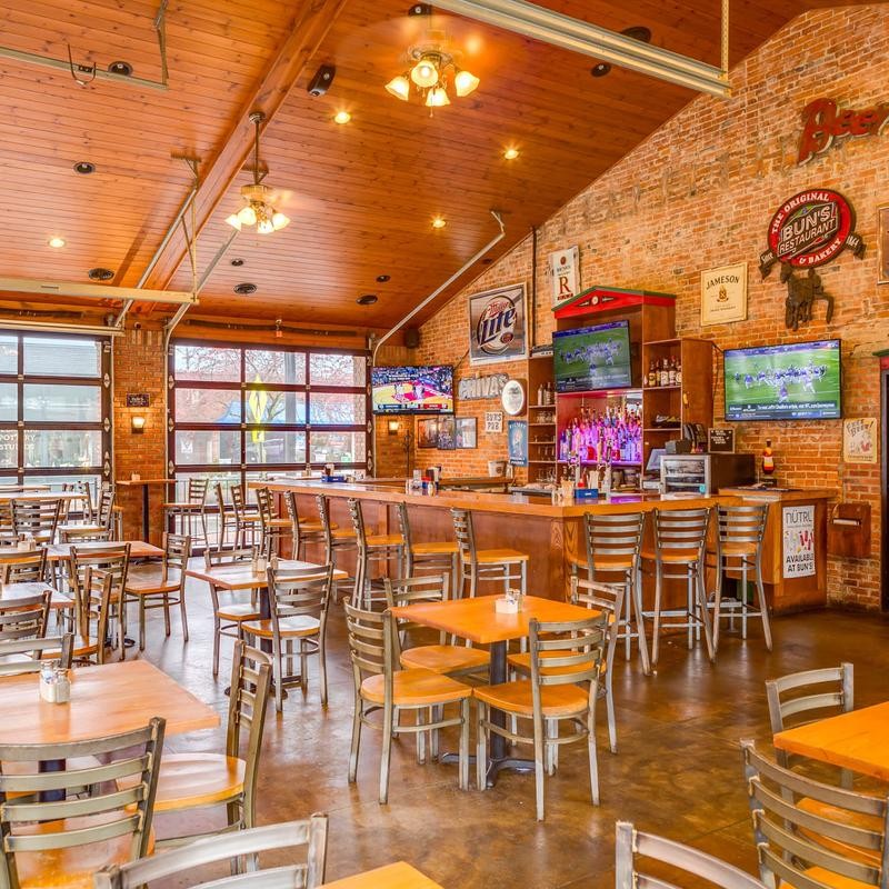 Bun's Restaurant and Bar in Delaware, OH
