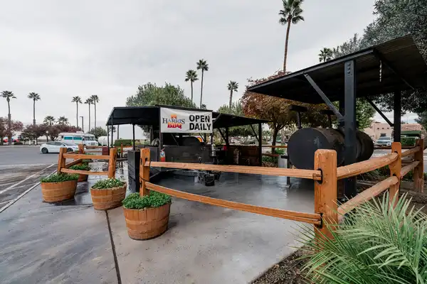 Harris BBQ Coalinga in Coalinga, CA