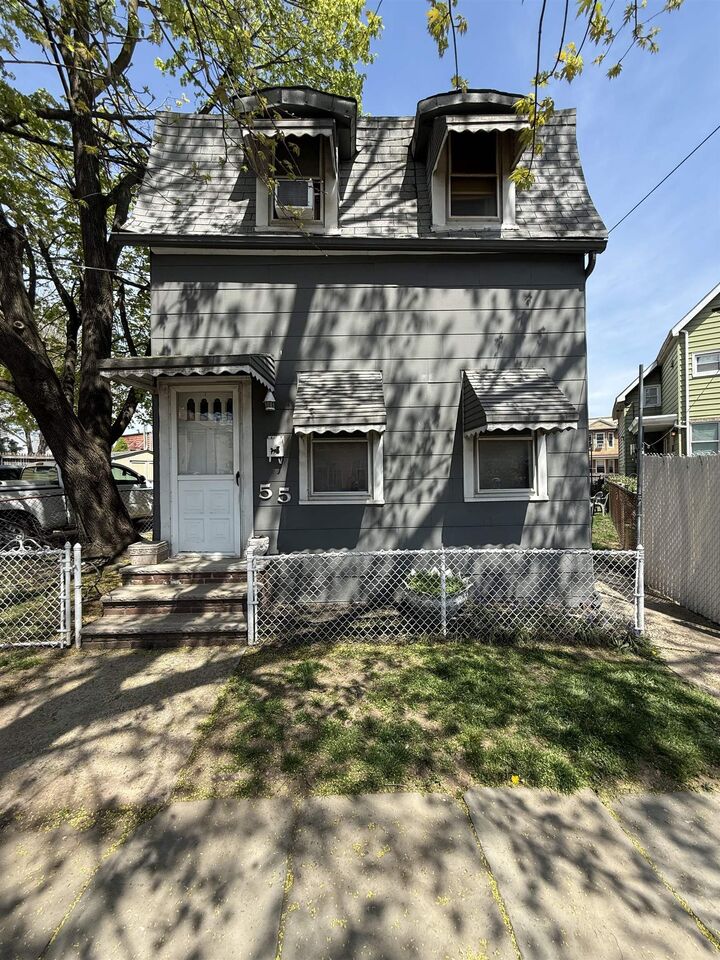 Howard Hanna Rand Realty Jersey City in Jersey City, NJ (3)