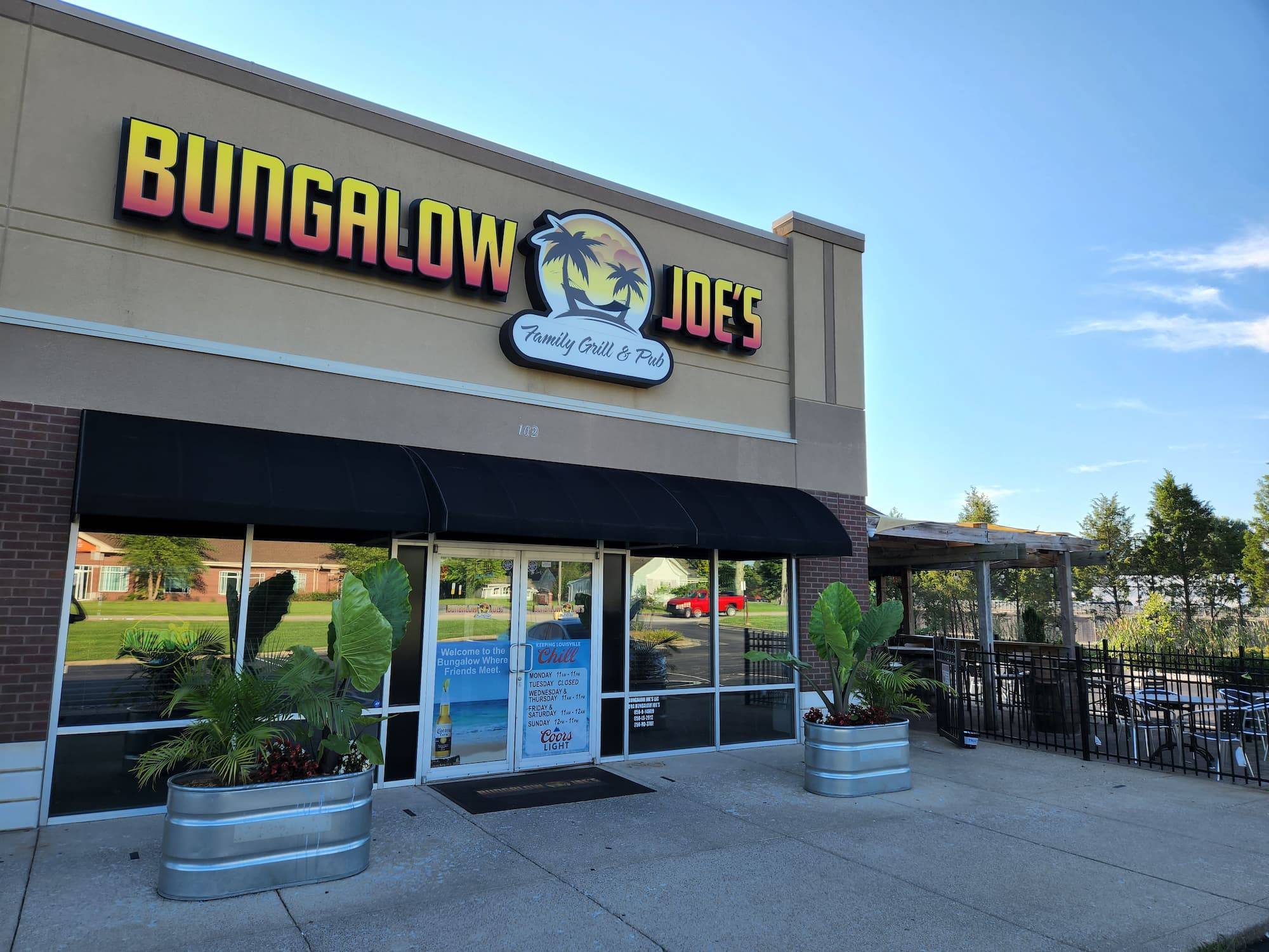Bungalow Joe's Family Grill and Pub in Louisville, KY (2)