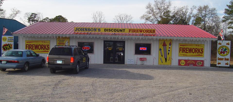 Johnsons Discount Fireworks in Dillon, SC (6)