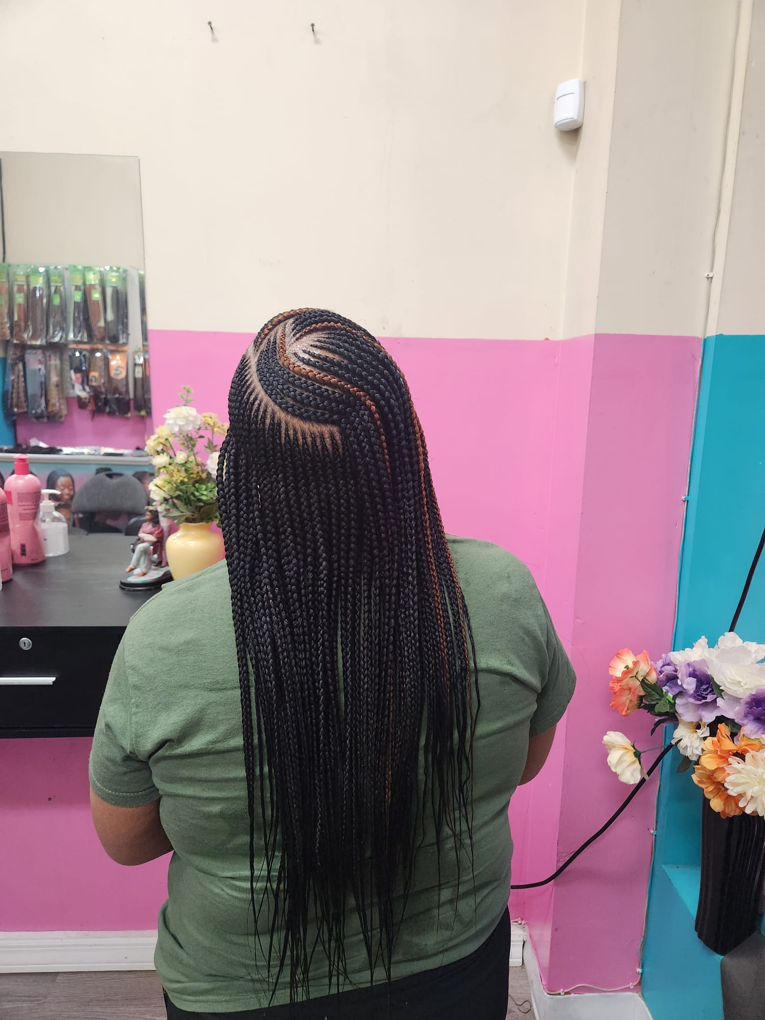 Jeannette african hair braiding in Chicago, IL (6)