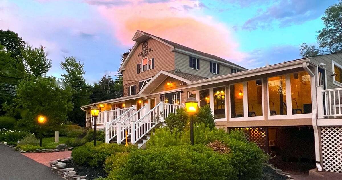 Water Wheel Tavern in Doylestown, PA (6)