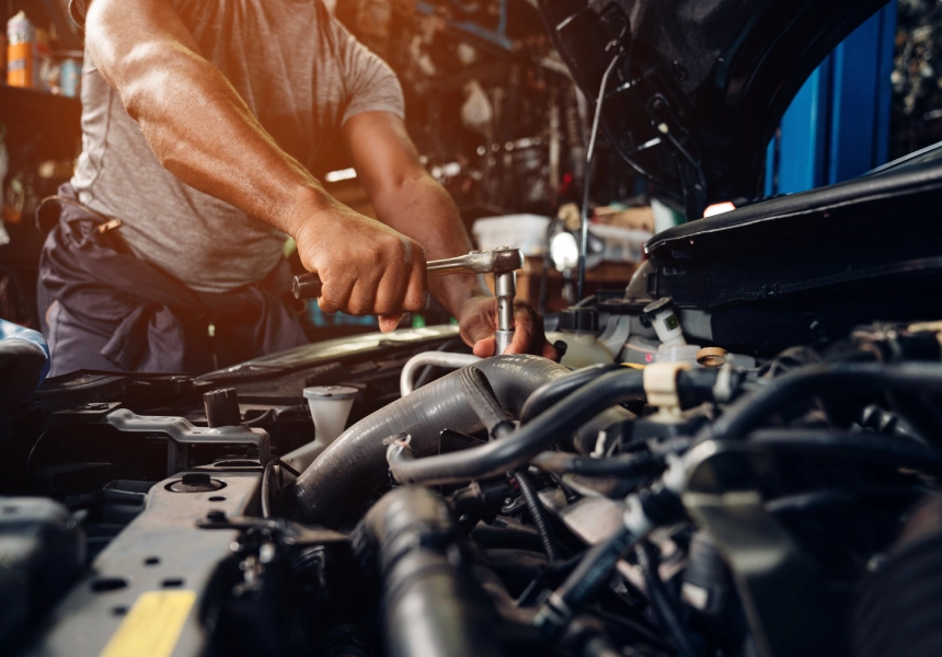 Faulkenburg Automotive in Floyds Knobs, IN (5)
