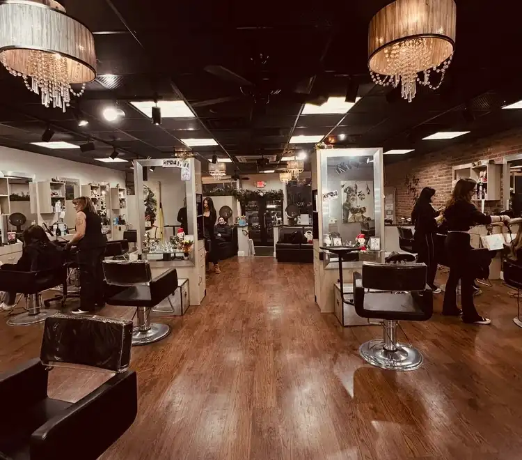 Lisa Thomas Salon in Ridgewood, NJ (2)